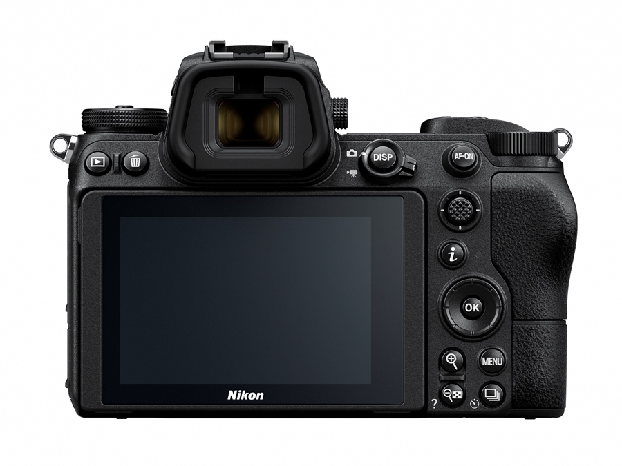 Существующие пользователи Nikon без сомнения заметят панель дисплея, расположенную на каждой камере, что является отличительной чертой высококачественных зеркальных фотокамер производителя